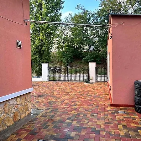 Bianka Rent Car&hostel Rent