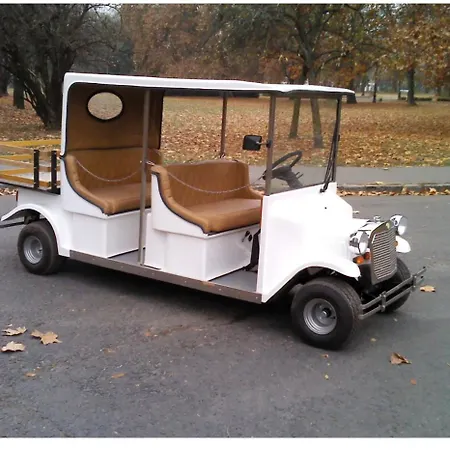 Bianka & Car Rent ホステル *