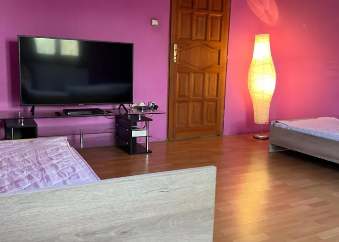 Hostal Bianka & Car Rent